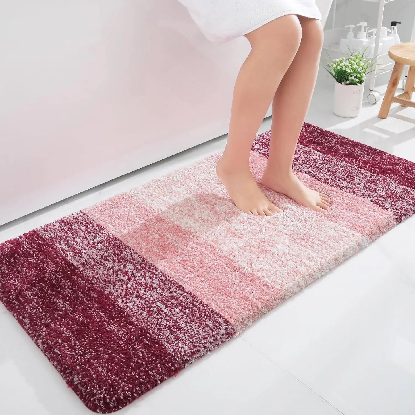 Extra Soft Bath Mat – Non-Slip, Absorbent Microfiber for Warmth & Comfort OLANLY